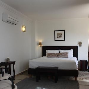 Uitgebreide Kamer met een King Size Bed